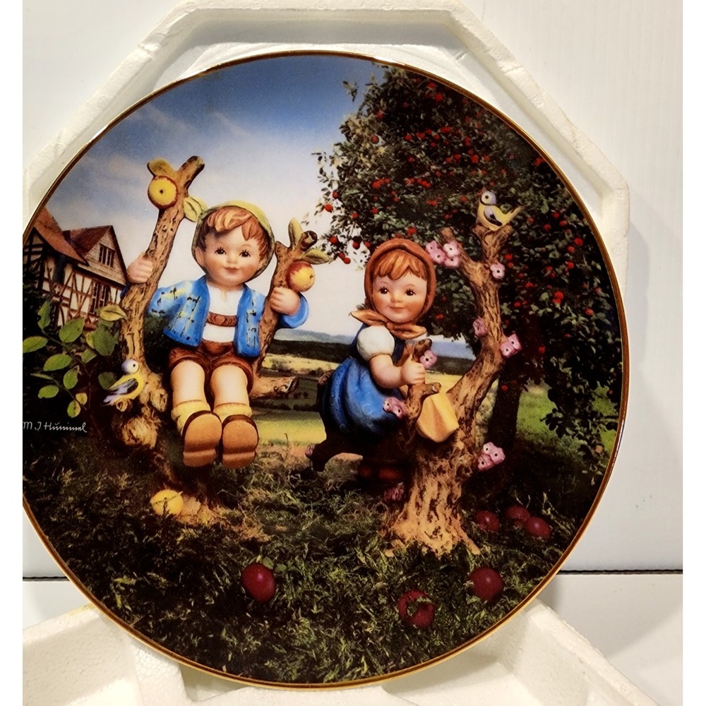 Danbury Mint M J Hummel  Little Companions  " Apple Tree Boy And Girl " Plate‎
